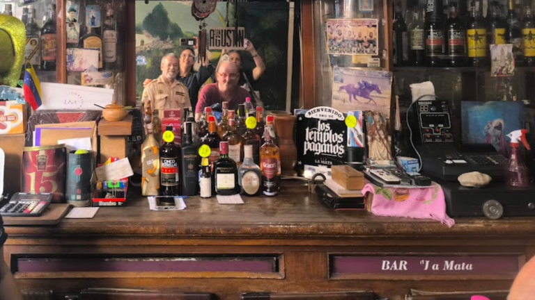 Crónica de Crónicas de botiquín de Rúkleman Soto